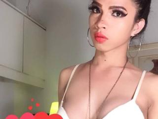 SexySweetCara - Cam sexy with this asian Transgender 
