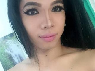 SexySweetCara - Live chat sex with this trimmed pussy Transsexual 
