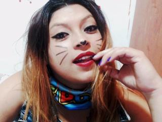 DannaHell - Webcam live nude with this latin american Horny lady 