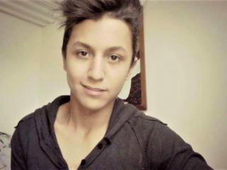 AdamFuentes - Sexe cam en vivo - 5323228