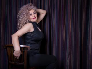 MatureEroticForYou - Chat cam en direct avec cette Femme d'un certain age avec un physique gracieux  