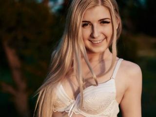 PlayHotGirl - online show sex with a golden hair Sexy girl 