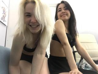 MiaXAlice - Live chat nude with this dark hair Woman having sex with other woman 