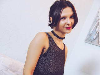 AmethystCharm - Show porn with a White Sexy babes 