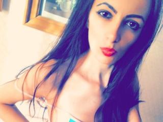 BellaAriella - chat online hot with this brunet Young and sexy lady 