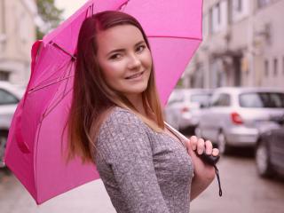 ReyaMagnifique - Show live sex with a being from Europe Girl 