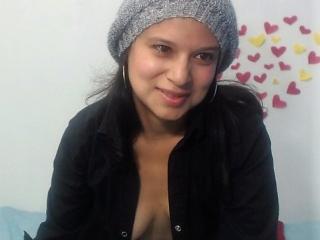 LilyColeen - Live hot with this latin american Young lady 