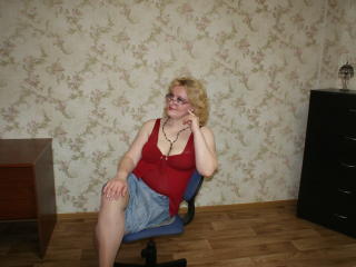 CurvyBbwForU - Show live sexy with this being from Europe Lady over 35 