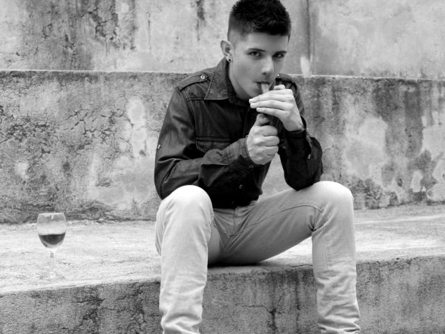 DannyelClub - Élő pornó és szexkamera - 5384211