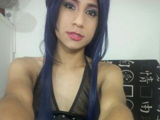 SaraHotTS - Chat cam xXx with a brunet Trans 