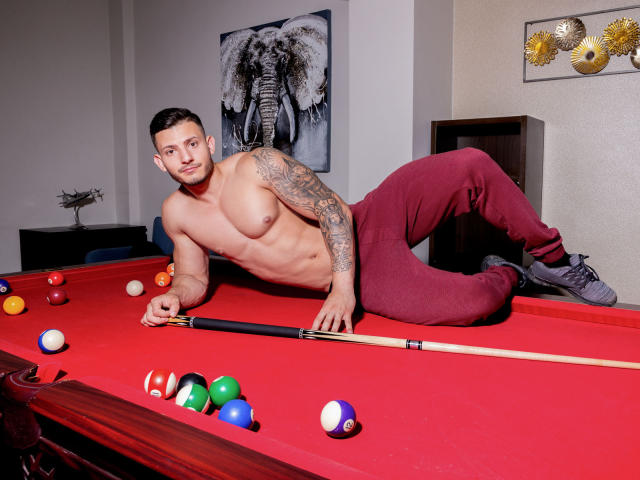 TravisHolden - ライブポルノ&amp;セックスカム - 5408921