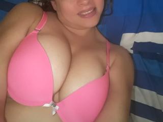 ClauCoquine - Webcam hard with this regular body Hot chick 