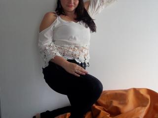 LatinAlizee - Cam hard with a sandy hair Attractive woman 