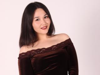 LifeLongLove - online show nude with a trimmed genital area Young and sexy lady 