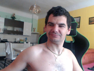 SexyDjCool - chat online porn with a overweighted constitution Horny gay lads 