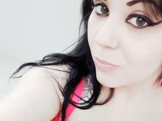 BustyErika - Chat live nude with a being from Europe Young lady 
