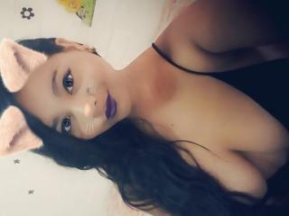 MillieSexy - Live hot with a latin american Girl 