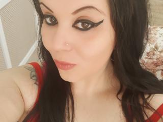 BustyErika - Video chat nude with this average hooter Girl 