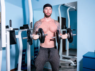 AronGrant - Live chat intime avec un Gay au corps de spartiate sur Xlove-Gay 