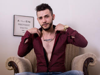 AndyHabibi - Chat cam nude with a Gays with an athletic body 