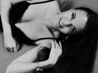 JanisSand - Webcam hot with a slim Girl 