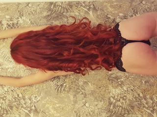 RedKitty - online show x with this shaved pussy Gorgeous lady 