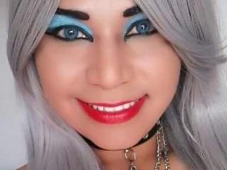 StefanyDollX - Webcam hard with this shaved pussy Transsexual 