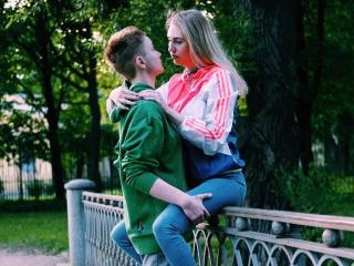 CoupleCrazyGirls - Chat cam nude with a being from Europe Lesbo 