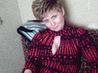 TeresaExcite - Live chat hard with this Sweater Stretchers Lady over 35 