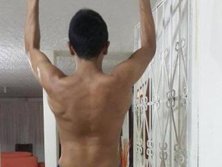 GUERREROSEX - Webcam live exciting with a black hair Gays 