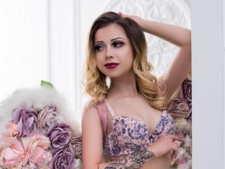 NadiaHoliday - Live cam exciting with this Young lady with gigantic titties 