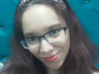 Erikaxsex - online show sexy with this redhead Attractive woman 