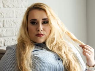 LushHailey - Live x with a Sweater Stretchers Young lady 