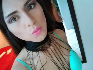 LucianaHard - Webcam live sex with this russet hair Shemale 