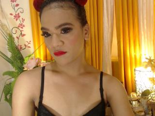 TsBlackBeauty - Chat hot with this shaved vagina Ladyboy 