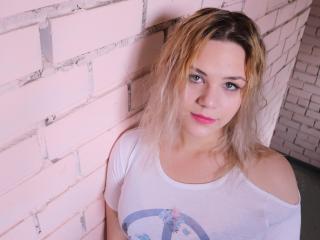 FruttyJuice - Live exciting with this light-haired Sexy girl 