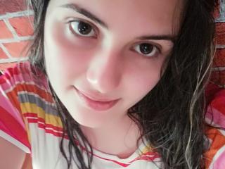 ReneBriliante - online chat hot with this Young lady with regular tits 
