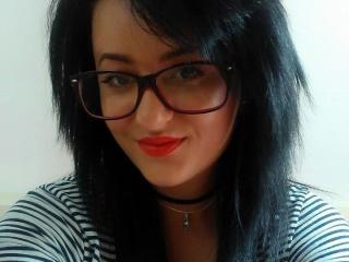 HellenRose - online chat nude with this European Hot babe 