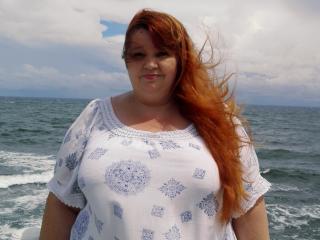 CurvaciousJane - online show sexy with this full figured Mature 