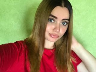 NicoleNew - Chat cam sex with a shaved pubis Hot babe 