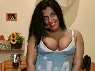 MILFever - Live x with this shaved pubis Horny lady 