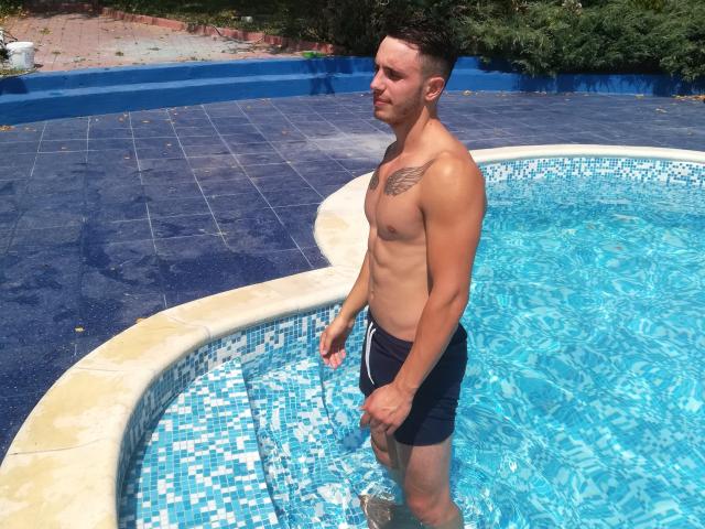 StevenCum - Web cam x with this being from Europe Gays 