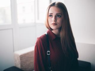 LeahKiss - Live cam sex with this Hot chicks with large chested 