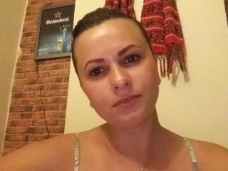 FabulousM - Live cam sex with this dark hair Sexy babes 