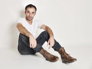 EdwinMann - Chat cam hard avec ce Gay au sexe totalement tondu sur le site XLovegay 