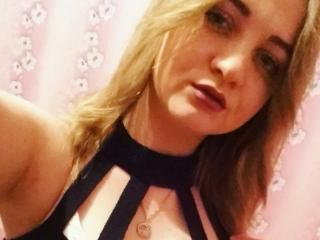 HaleyLee - Web cam exciting with a redhead Sexy girl 