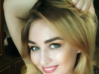 AnabellySea - Web cam exciting with this blond Young and sexy lady 