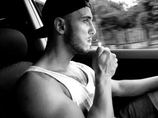 StevenCum - Live cam x with a Horny gay lads with athletic build 