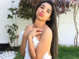 KatyKhalifa - online chat hot with this shaved vagina Young lady 
