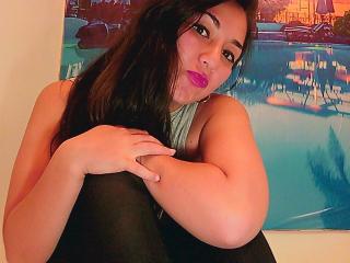 MireyaWett - Cam nude with a shaved pubis Lady over 35 